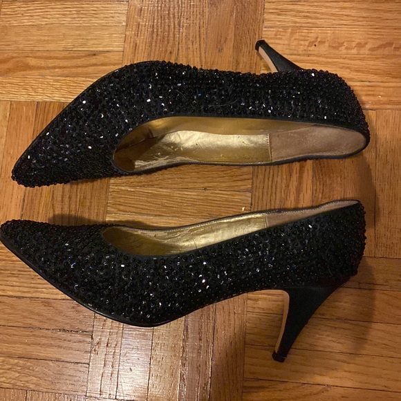 Black Sparkly Pumps - Picture 3 of 8